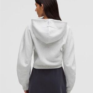 lululemon Light Gray Cropped Scuba Hoodie in Size 6 Never worn